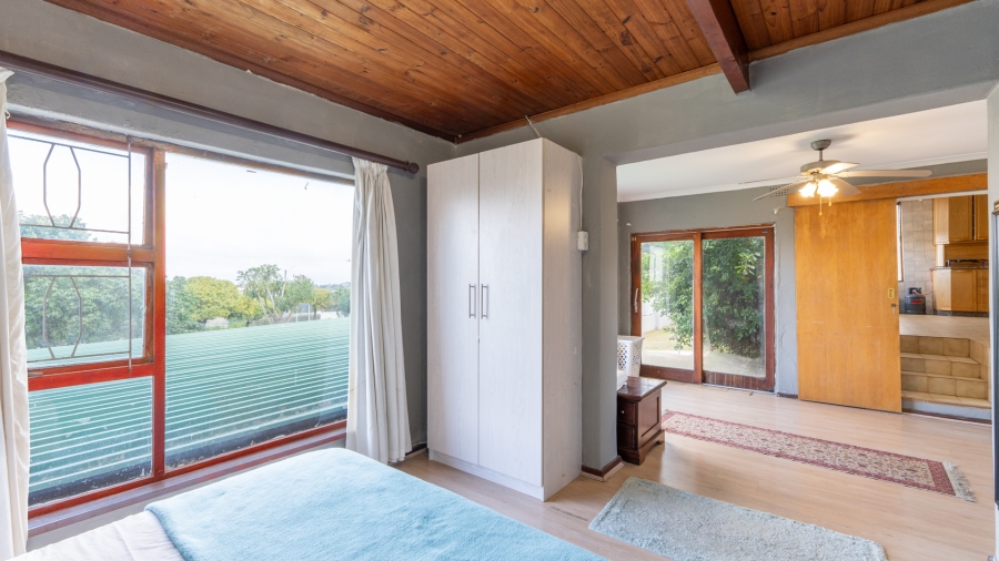 4 Bedroom Property for Sale in Loevenstein Western Cape